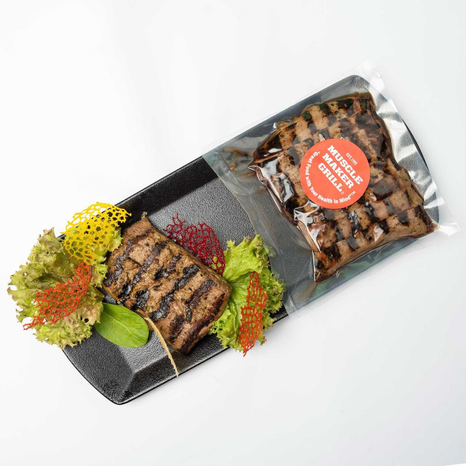 per 1 kilo gram grilled   steak (beef) pesto flavore