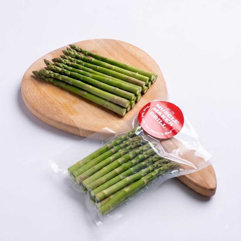 100 grams only Asparagus (1 pice)